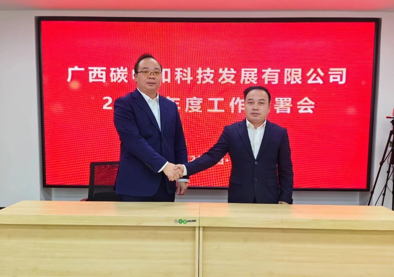 73a3355b74731a931ea566484481815f.jpg 73a3355b74731a931ea566484481815f.jpg