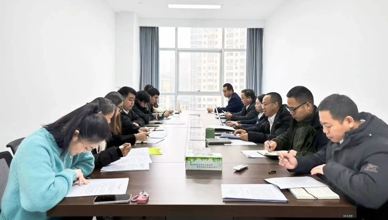 ed469f4971382ea333c3ae48f9714108.jpg ed469f4971382ea333c3ae48f9714108.jpg